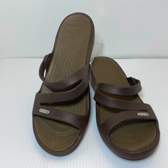 CROCS | Shoes | Crocs Patricia Brown 
